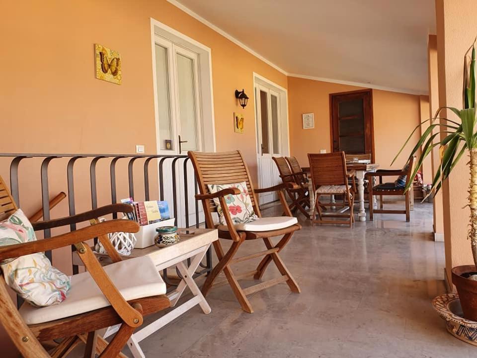 Bed & Breakfast Belfiore Lonato Bagian luar foto